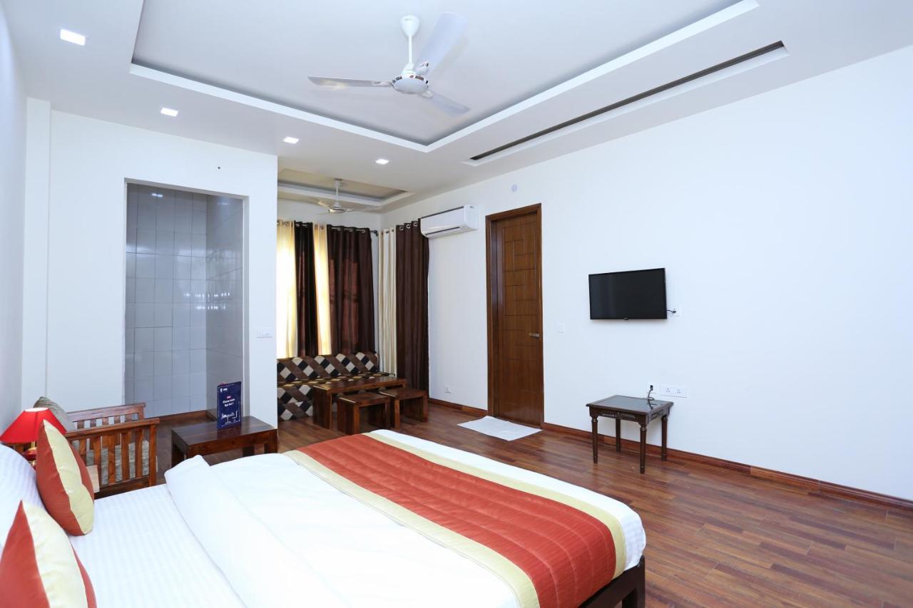 Oyo 6576 Viskon Rooms Gurgaon Exterior foto