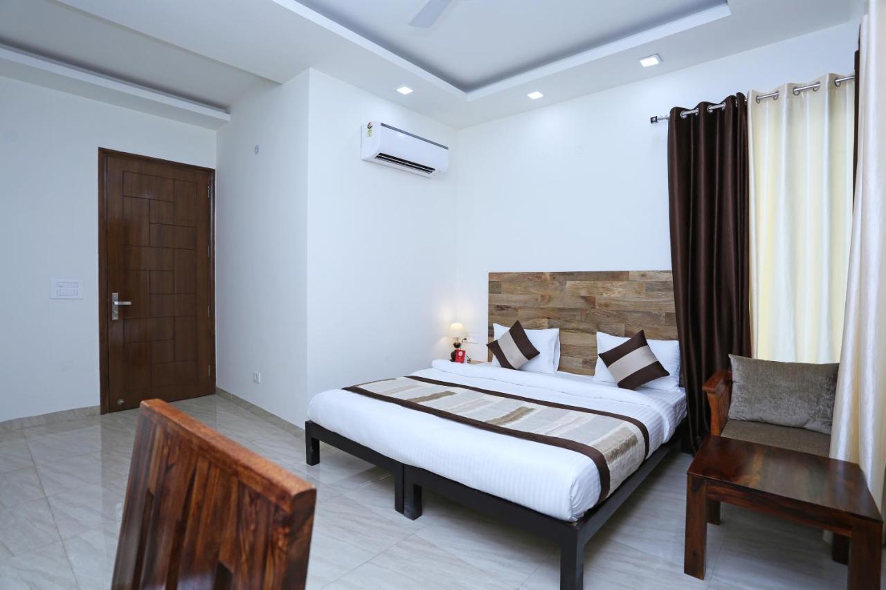 Oyo 6576 Viskon Rooms Gurgaon Exterior foto